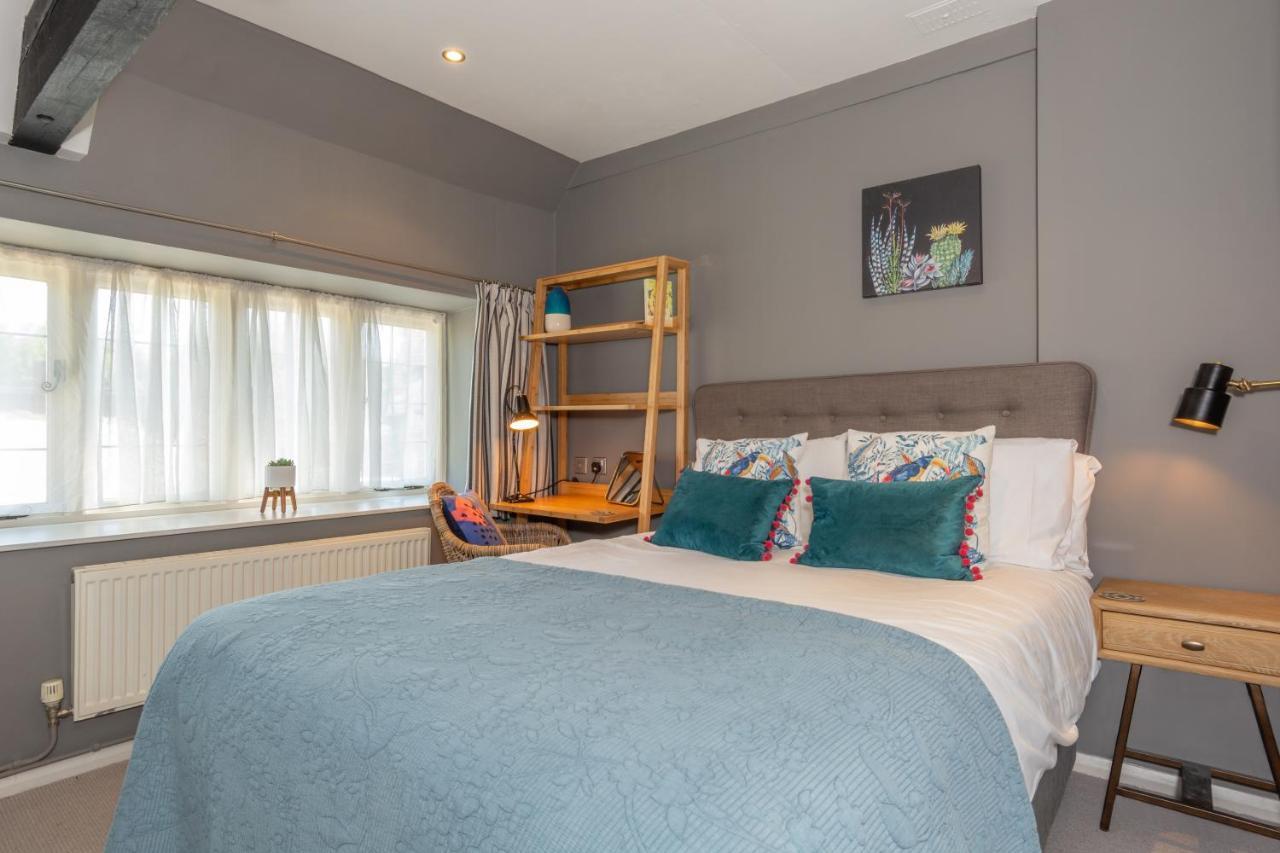 Jersey Arms Hotel 비세스터 외부 사진
